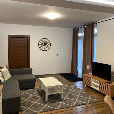 Sumarak 2 アパート Divčibare